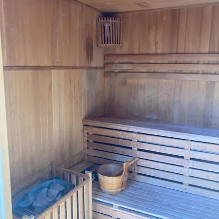 Ferienwohnung Chez Nilou Poussan Exterior foto